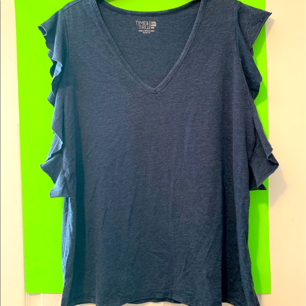 !!2 FOR $12!! Cute tee w/ ruffle sleeves!